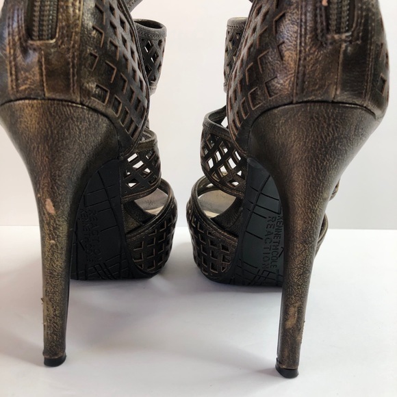 Kenneth Cole R. Heels Sandals #8 - Picture 2 of 13